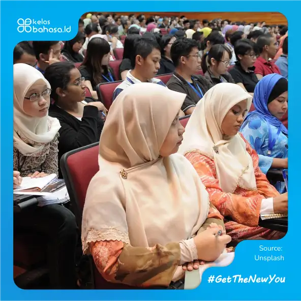 5 Alasan Kursus Bahasa Inggris Sebelum Masuk Kuliah! Ilustrasi 5 Alasan Kursus Bahasa Inggris Sebelum Masuk Kuliah!